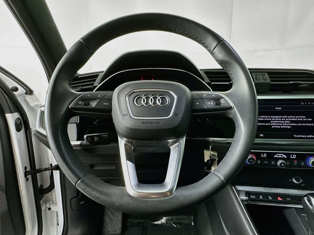 Used 2025 Audi Q3 2.0T Premium AWD/4WD image 16