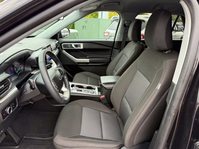 Certified 2023 Ford Explorer XLT AWD/4WD image 6