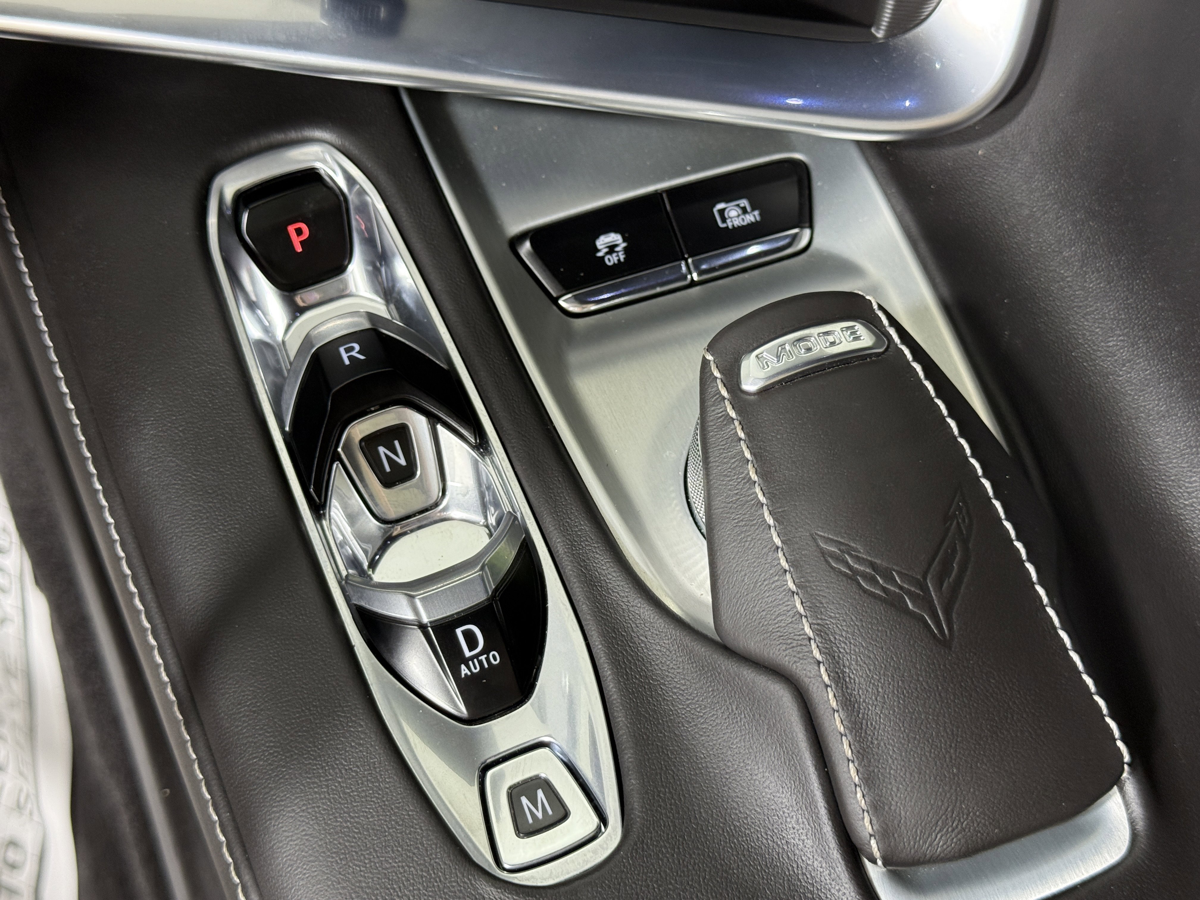 Used 2024 Chevrolet Corvette Stingray Premium Conv w/ Battery Protection Package image 23