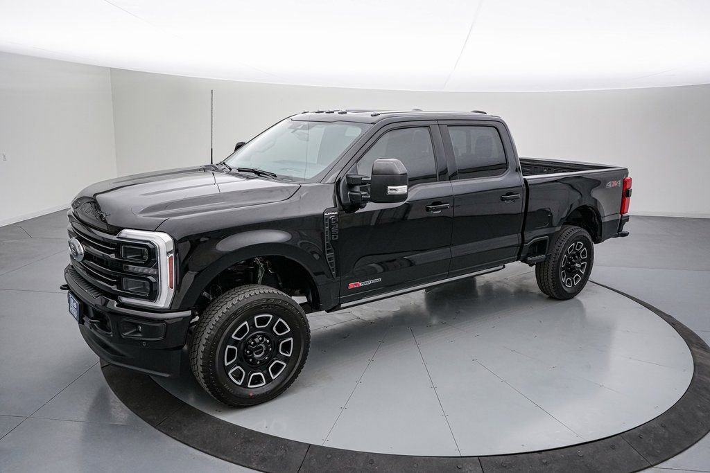Certified 2025 Ford F350 Platinum AWD/4WD image 10