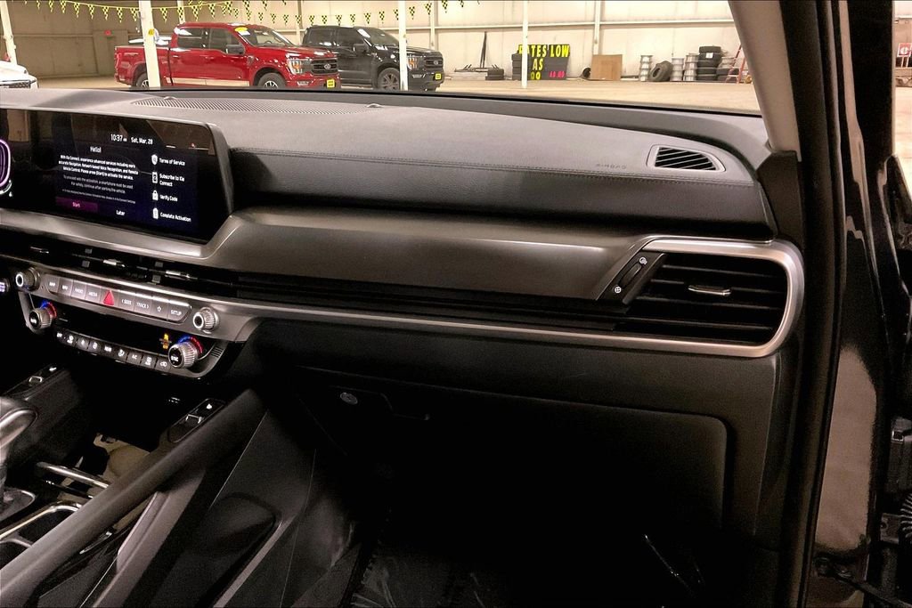 Used 2025 Kia Telluride S AWD/4WD image 15