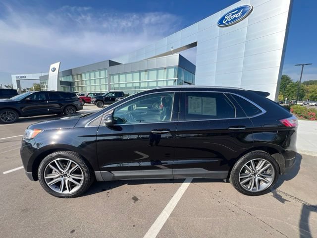 Certified 2024 Ford Edge Titanium w/ Equipment Group 301A AWD/4WD image 9