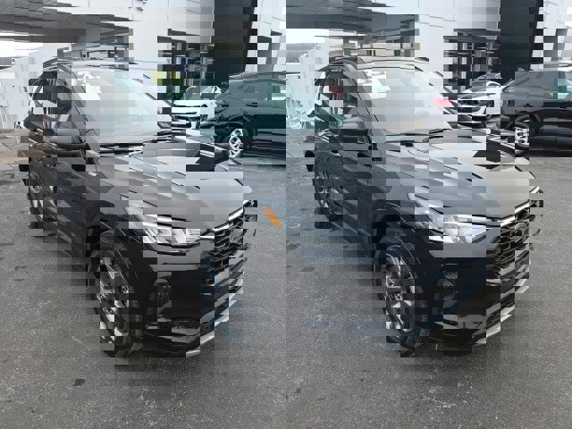 Certified 2023 Ford Escape ST-Line w/ Tech Pack #1 image 7