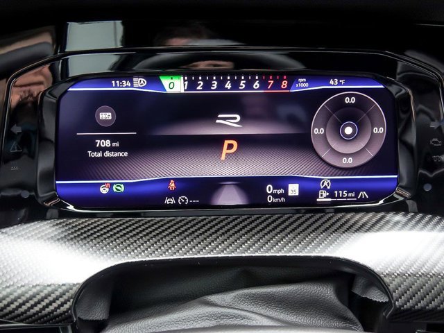 Used 2025 Volkswagen Golf R AWD/4WD image 19