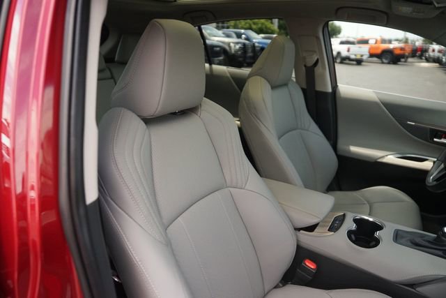 Used 2023 Toyota Venza Limited AWD/4WD image 20
