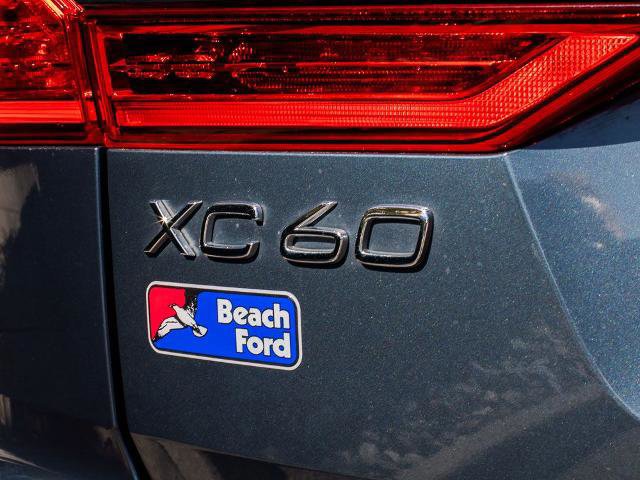 Used 2023 Volvo XC60 B5 Ultimate w/ Climate Package image 10