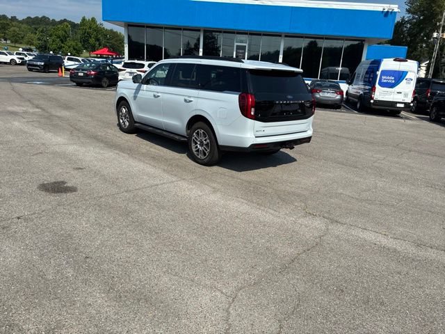 Certified 2025 Ford Expedition Active AWD/4WD image 27