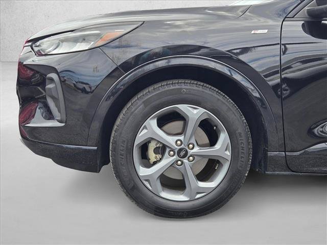 Certified 2024 Ford Escape ST-Line w/ Tech Pack #1 FWD image 9