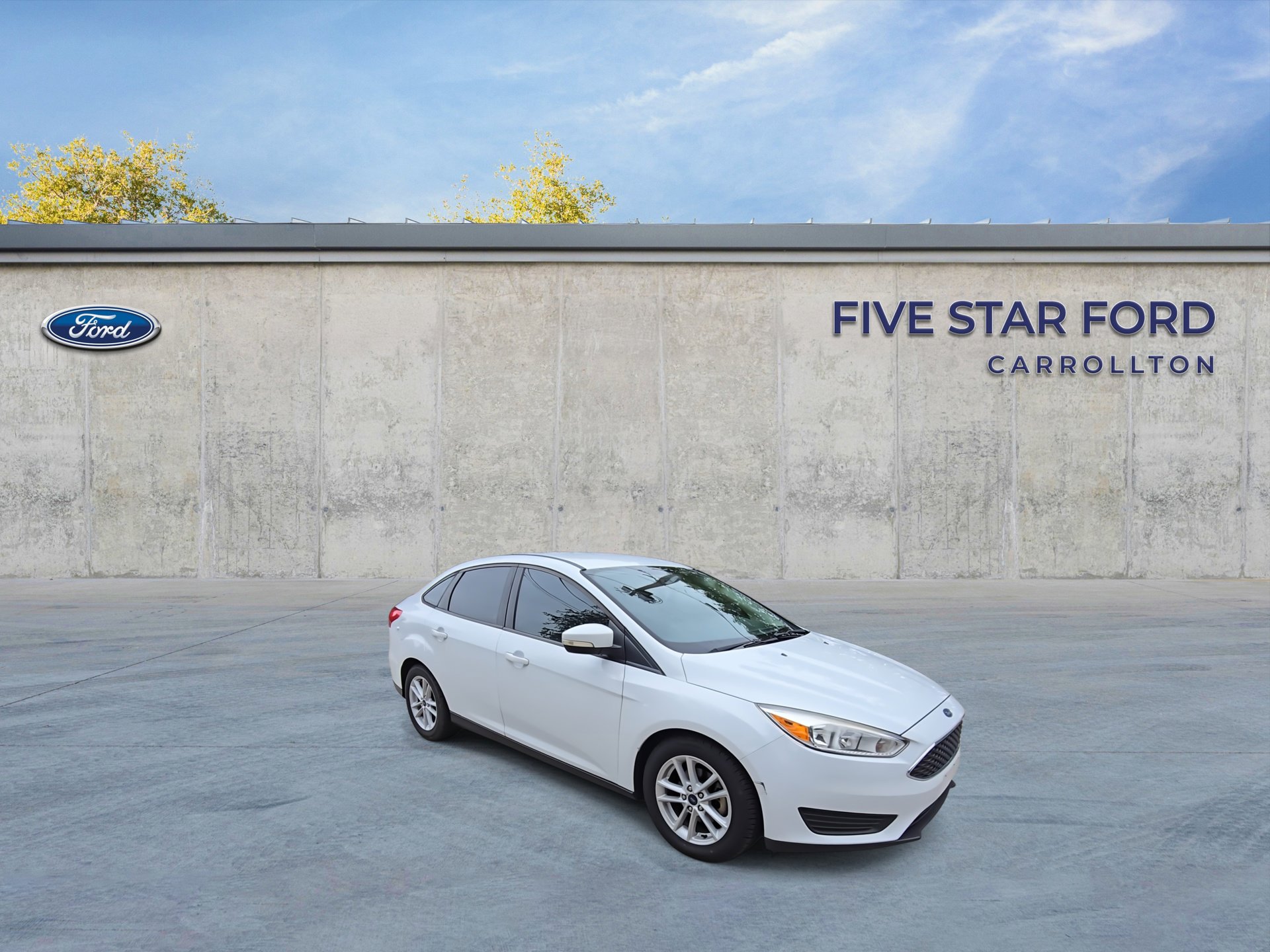 Certified 2017 Ford Focus SE FWD image 2