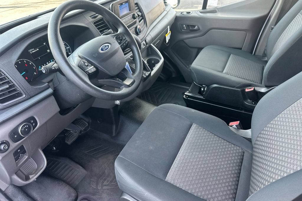 Certified 2025 Ford Transit 250 Low Roof w/ Exterior Upgrade Package RWD image 13