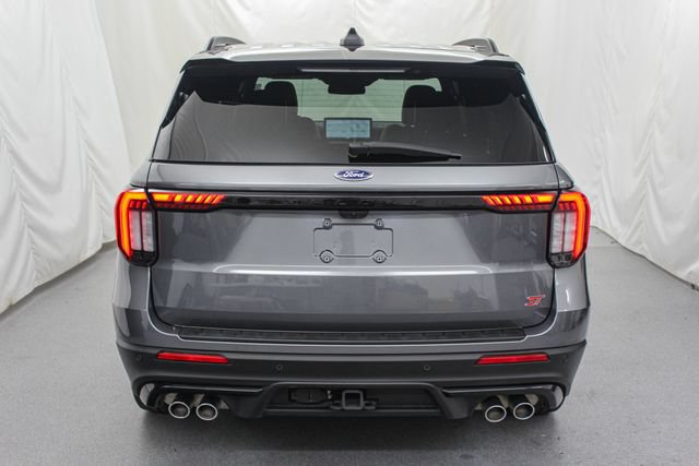 Certified 2025 Ford Explorer ST AWD/4WD image 7