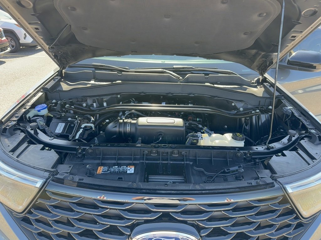 Certified 2022 Ford Explorer ST-Line w/ Class IV Trailer Tow Package image 37