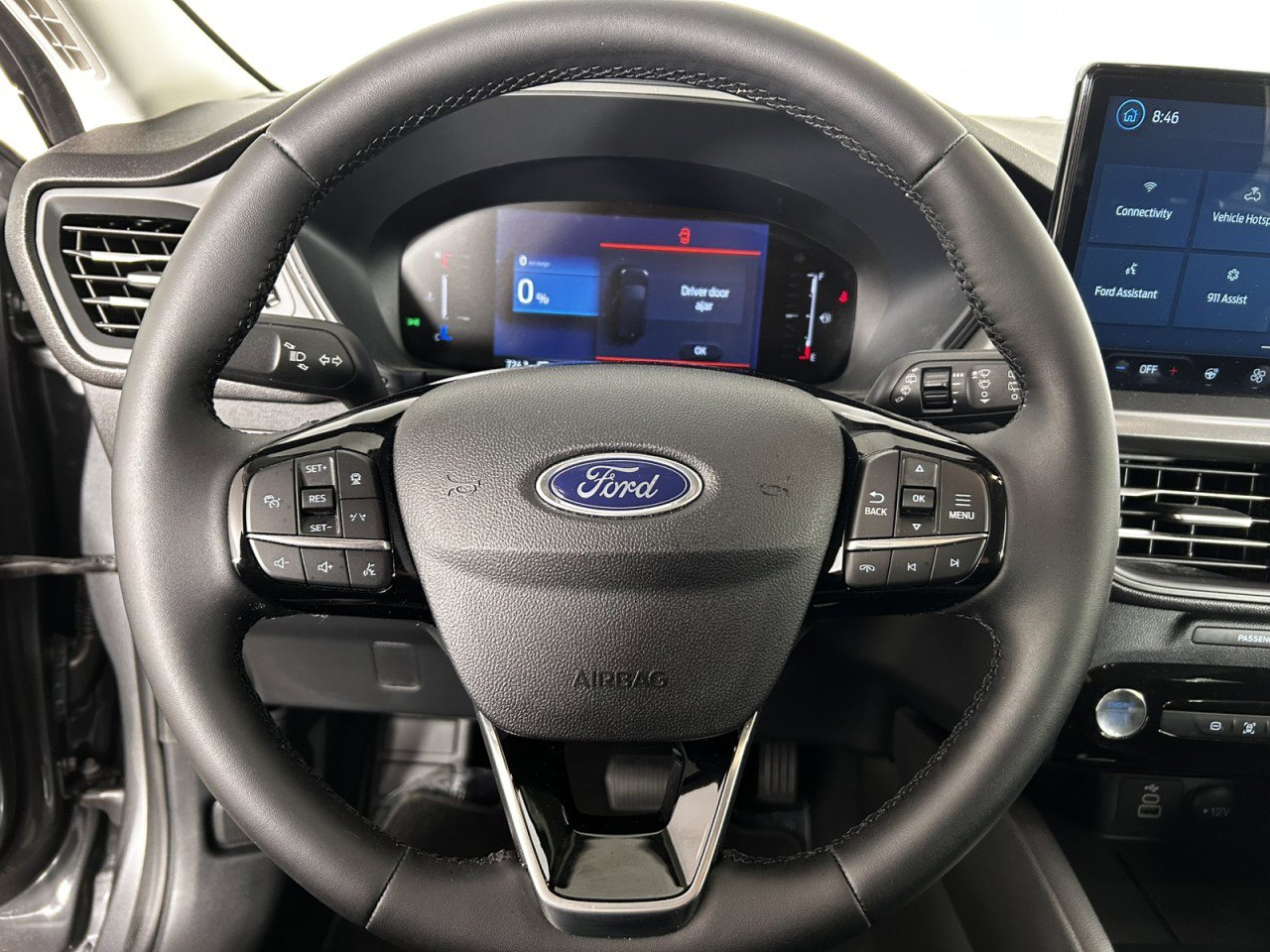 Certified 2025 Ford Escape SE FWD image 21