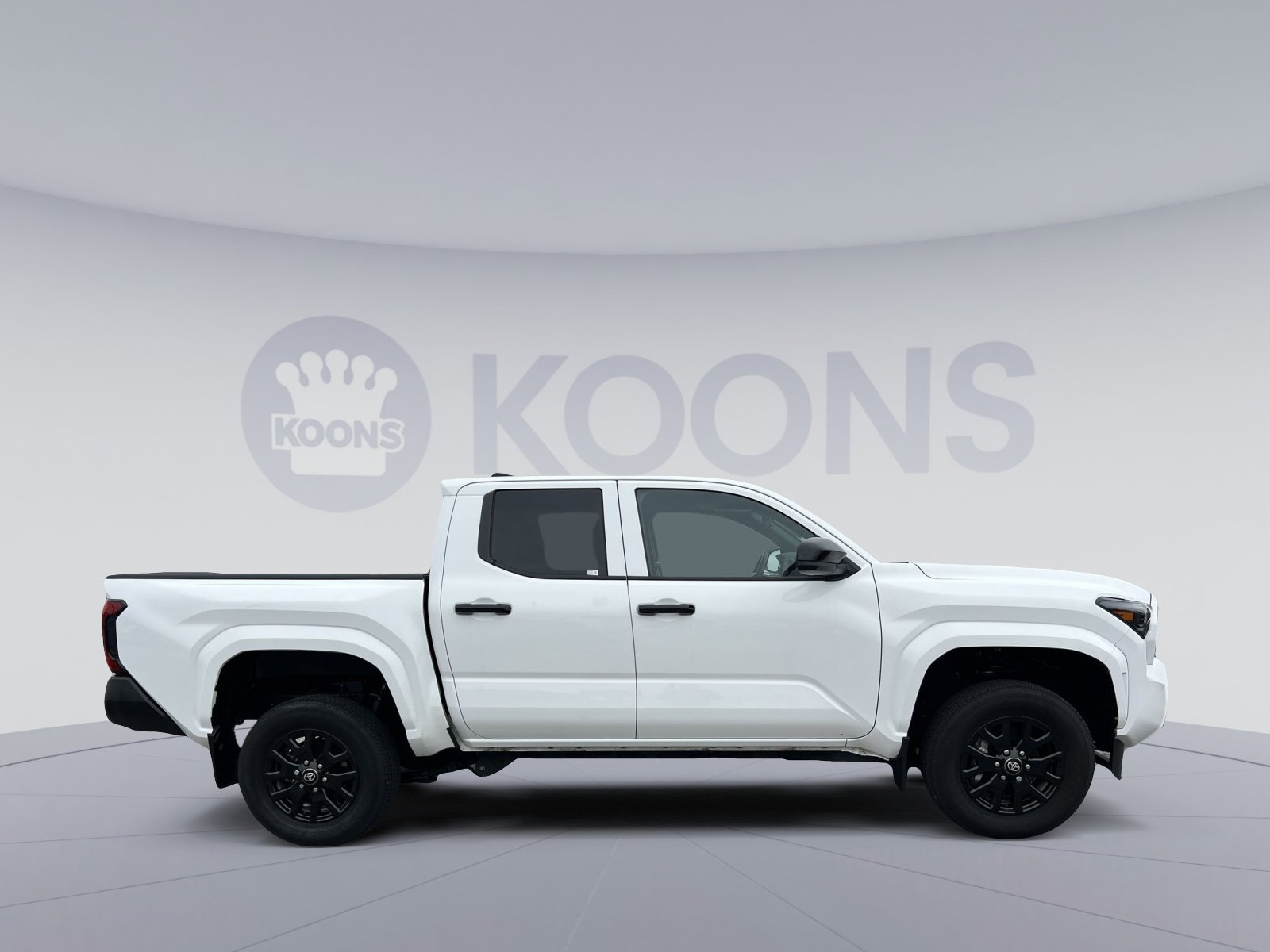 Used 2024 Toyota Tacoma SR RWD image 17