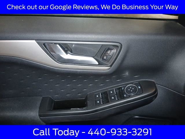 Certified 2020 Ford Escape SE image 17