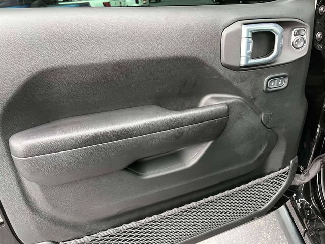 Used 2021 Jeep Gladiator Sport AWD/4WD image 24