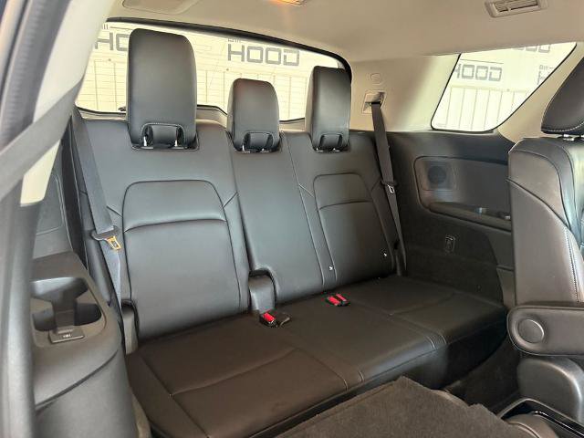Used 2022 Nissan Pathfinder Platinum w/ Cargo Package FWD image 11