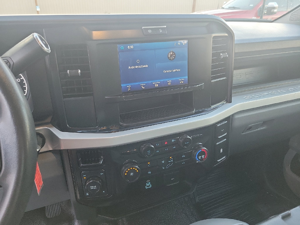 Certified 2025 Ford F250 XL w/ 360-Degree Camera Package AWD/4WD image 24