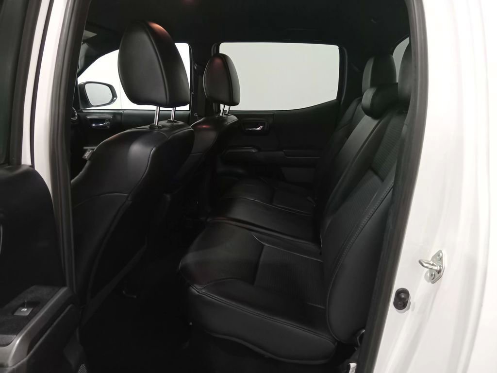 Used 2017 Toyota Tacoma TRD Pro AWD/4WD image 12