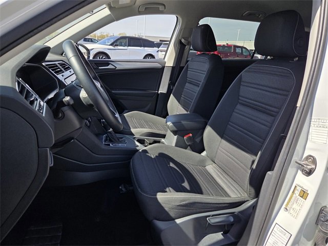 Used 2024 Volkswagen Tiguan S image 9