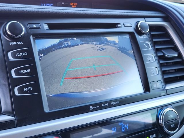 Used 2019 Toyota Highlander XLE image 24