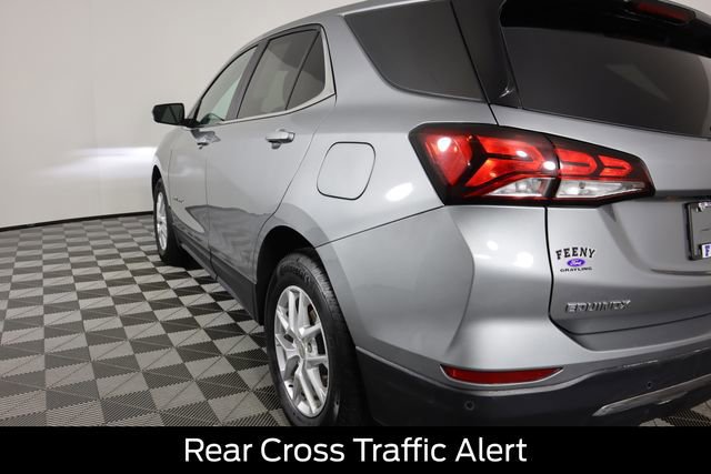 Used 2023 Chevrolet Equinox LT image 4