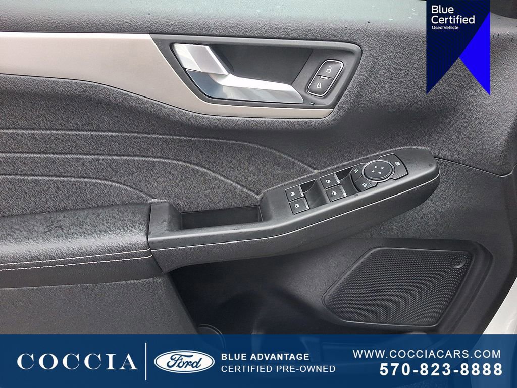Certified 2022 Ford Escape SEL AWD/4WD image 12