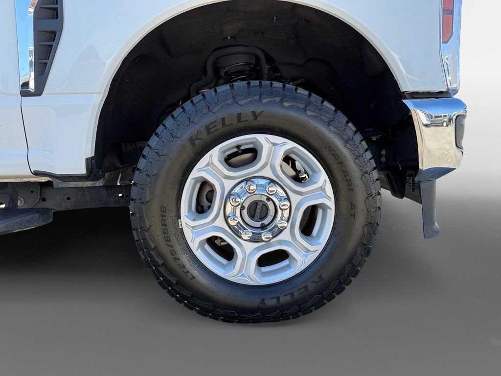 Certified 2025 Ford F250 XLT image 10