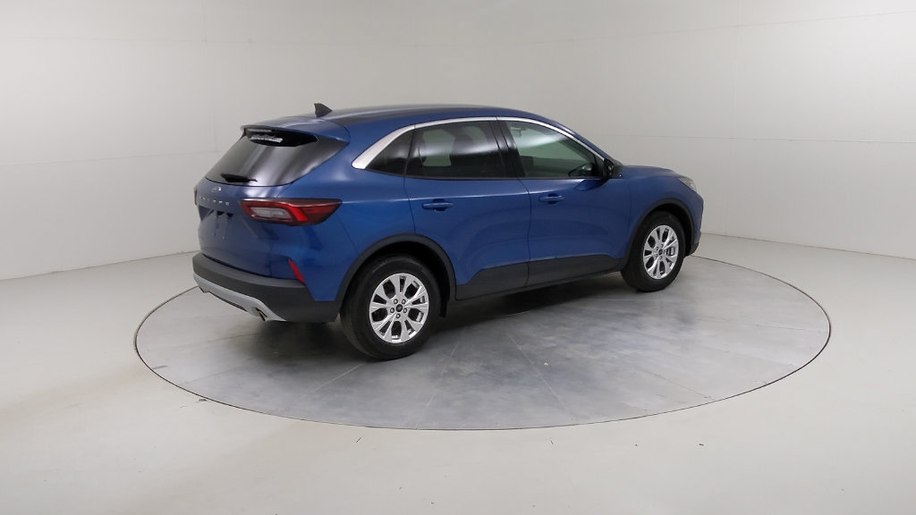 Certified 2023 Ford Escape Active FWD image 13