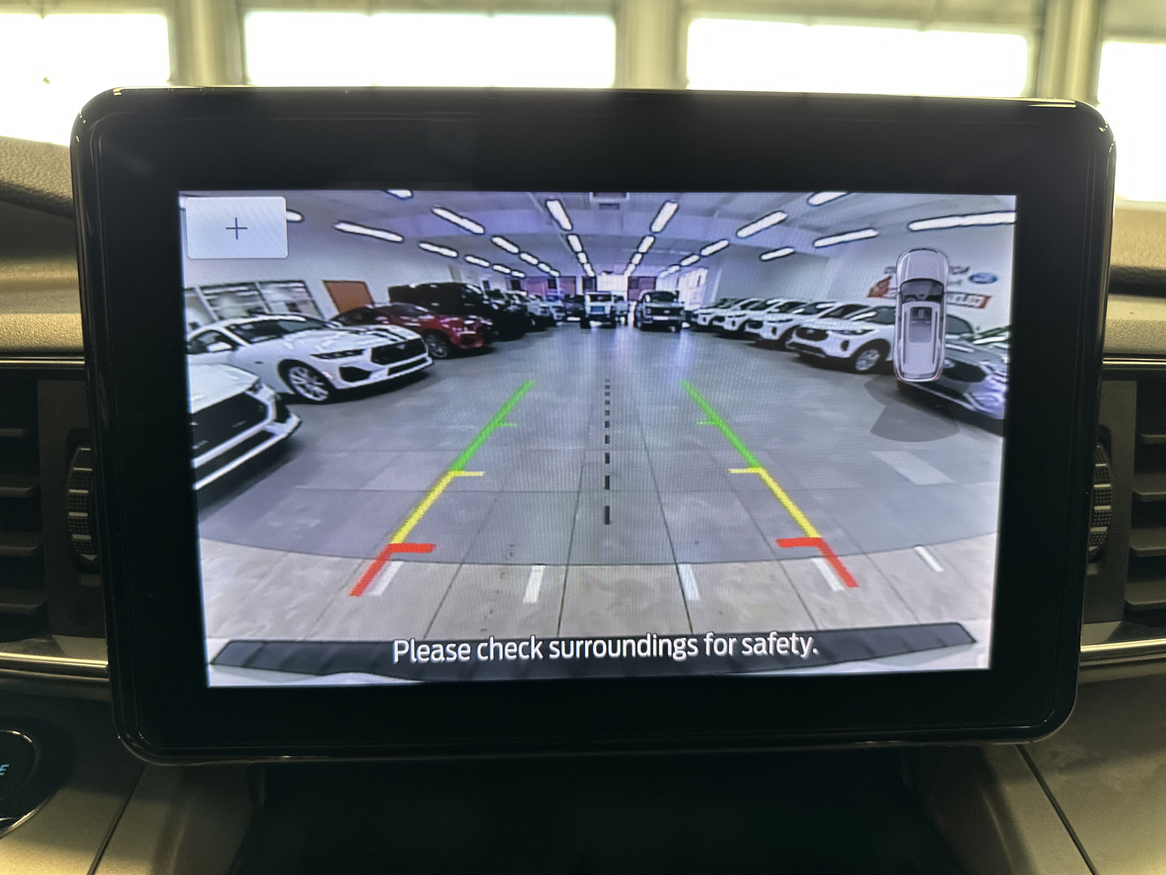 Certified 2022 Ford Explorer XLT w/ Equipment Group 202A image 34