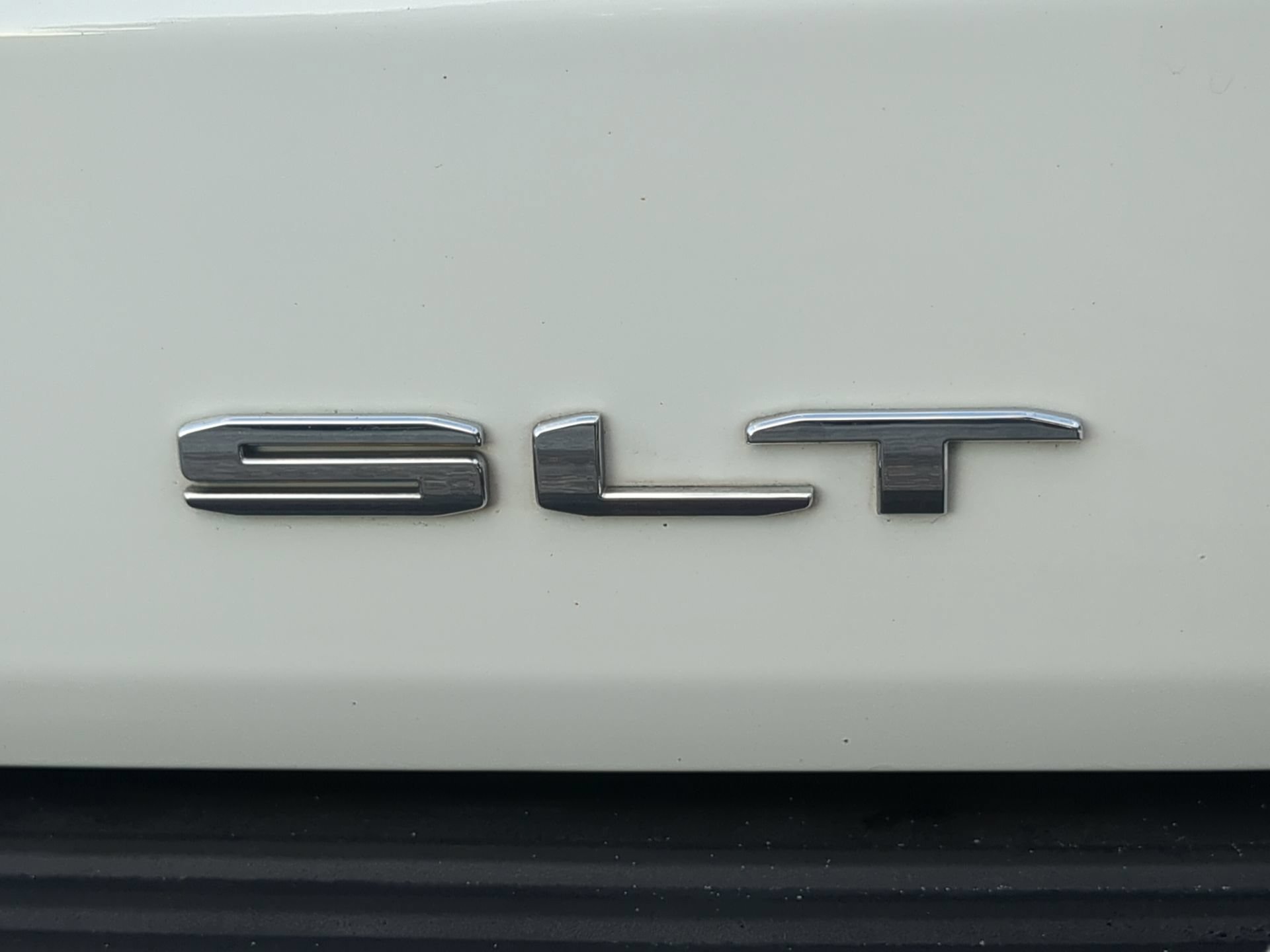 Used 2024 GMC Yukon SLT RWD image 48