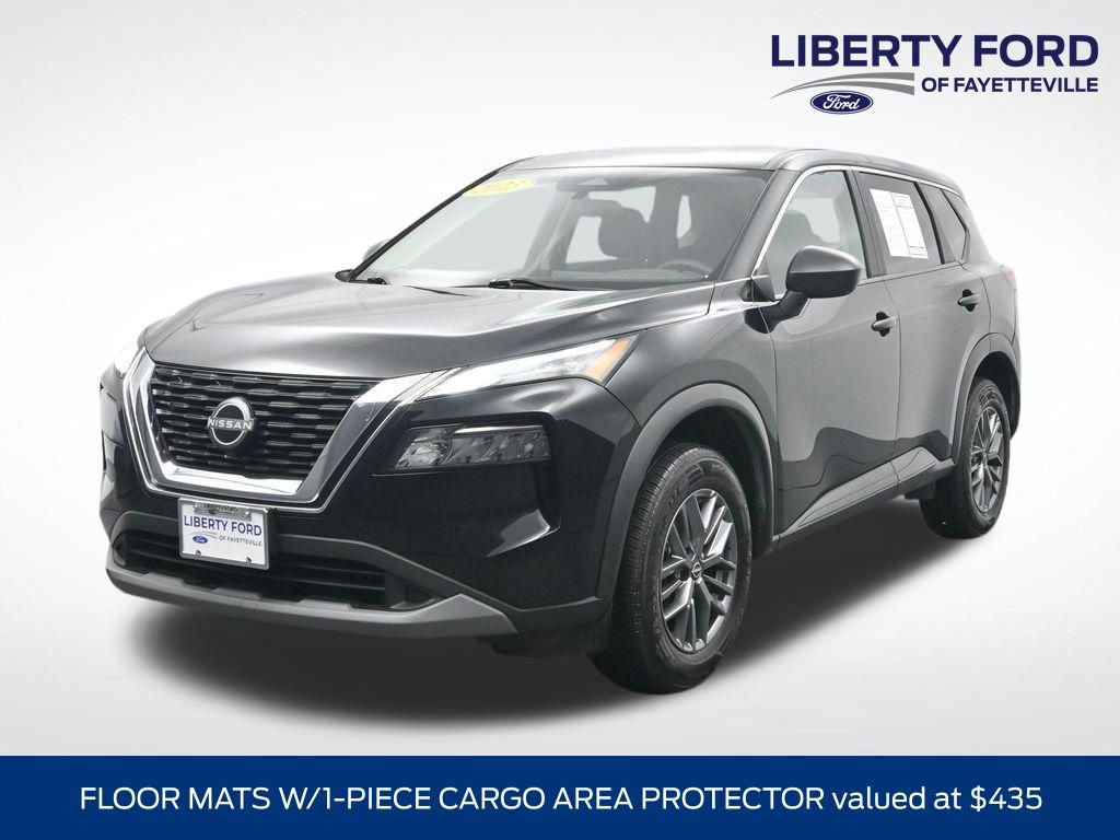 Used 2023 Nissan Rogue S AWD/4WD image 1