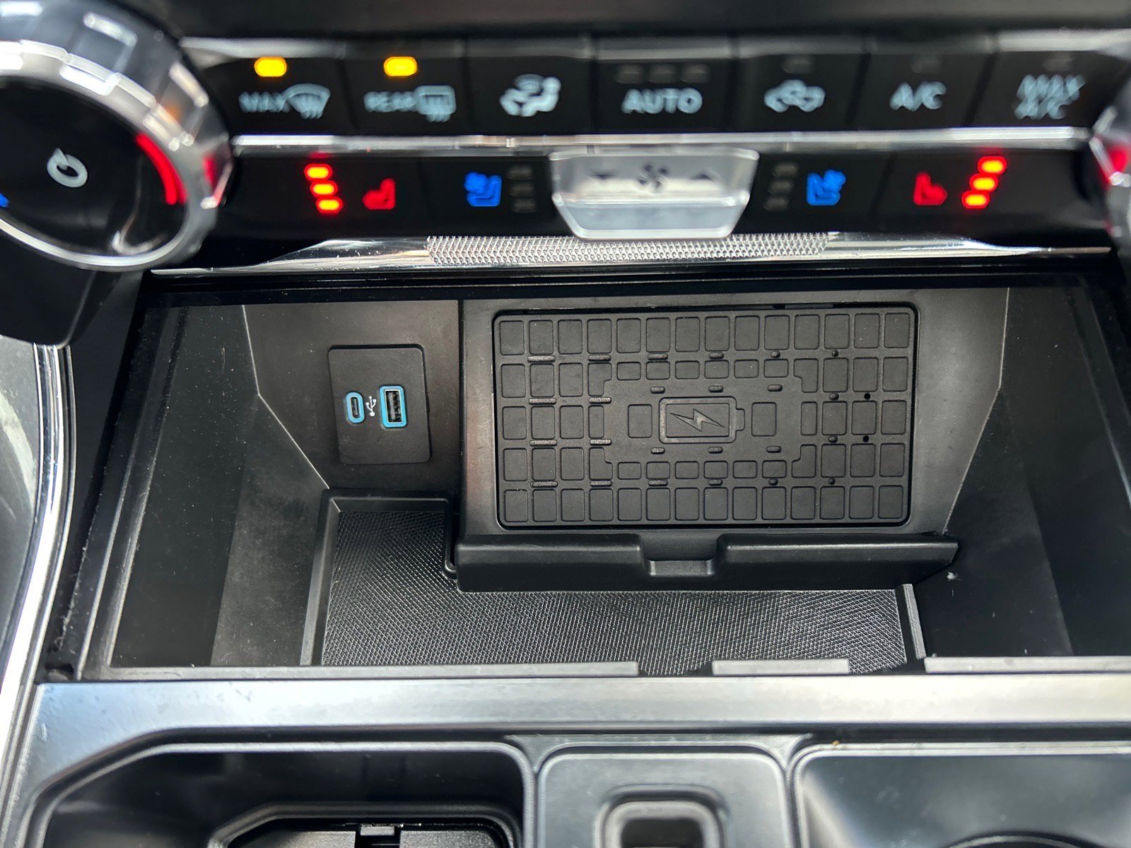 Certified 2023 Ford F150 Lariat w/ Equipment Group 502A High image 32