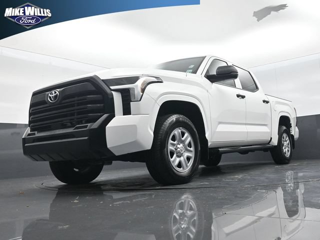 Used 2024 Toyota Tundra SR w/ SR Tow Package AWD/4WD image 19