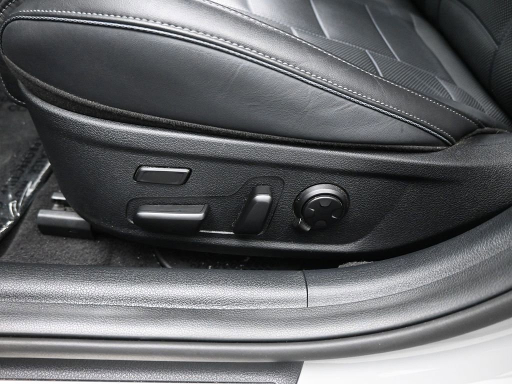 Used 2022 Kia Stinger GT2 w/ Scorpion Package image 37