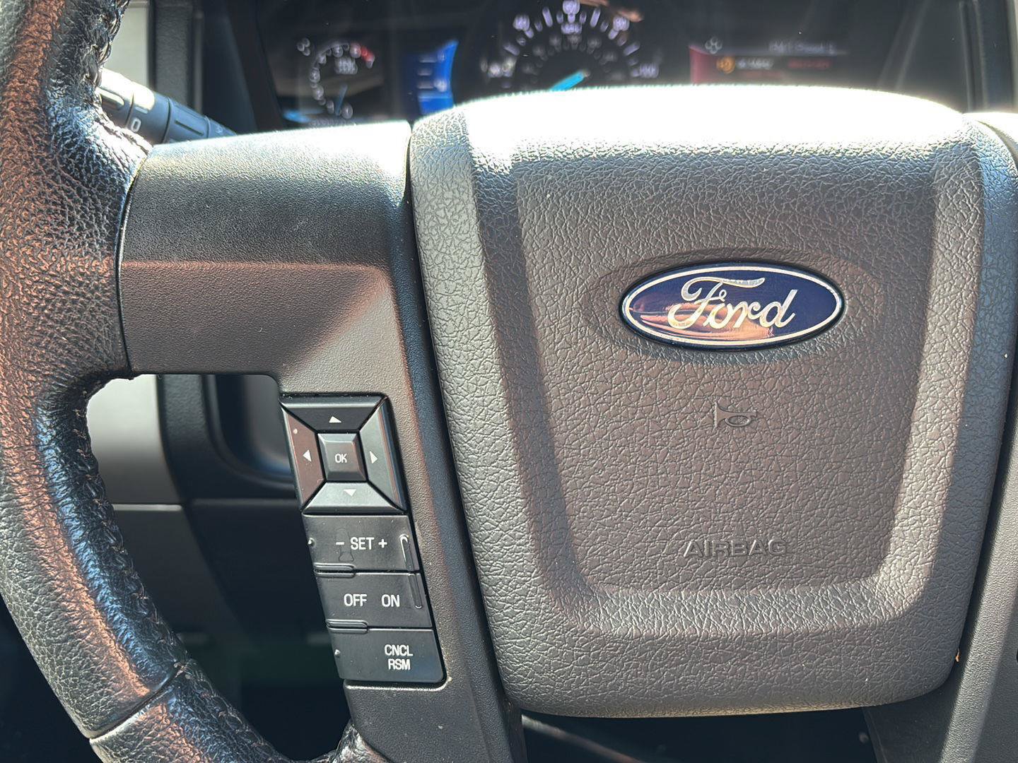 Certified 2017 Ford Expedition EL XLT w/ Equipment Group 202A AWD/4WD image 18