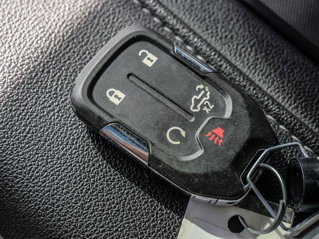 Used 2021 Chevrolet Silverado 1500 LTZ AWD/4WD image 39