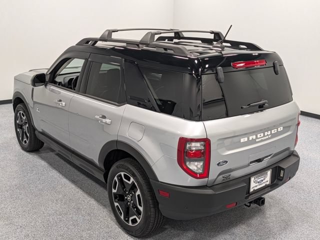 Certified 2022 Ford Bronco Sport Outer Banks w/ Tech Package AWD/4WD image 9