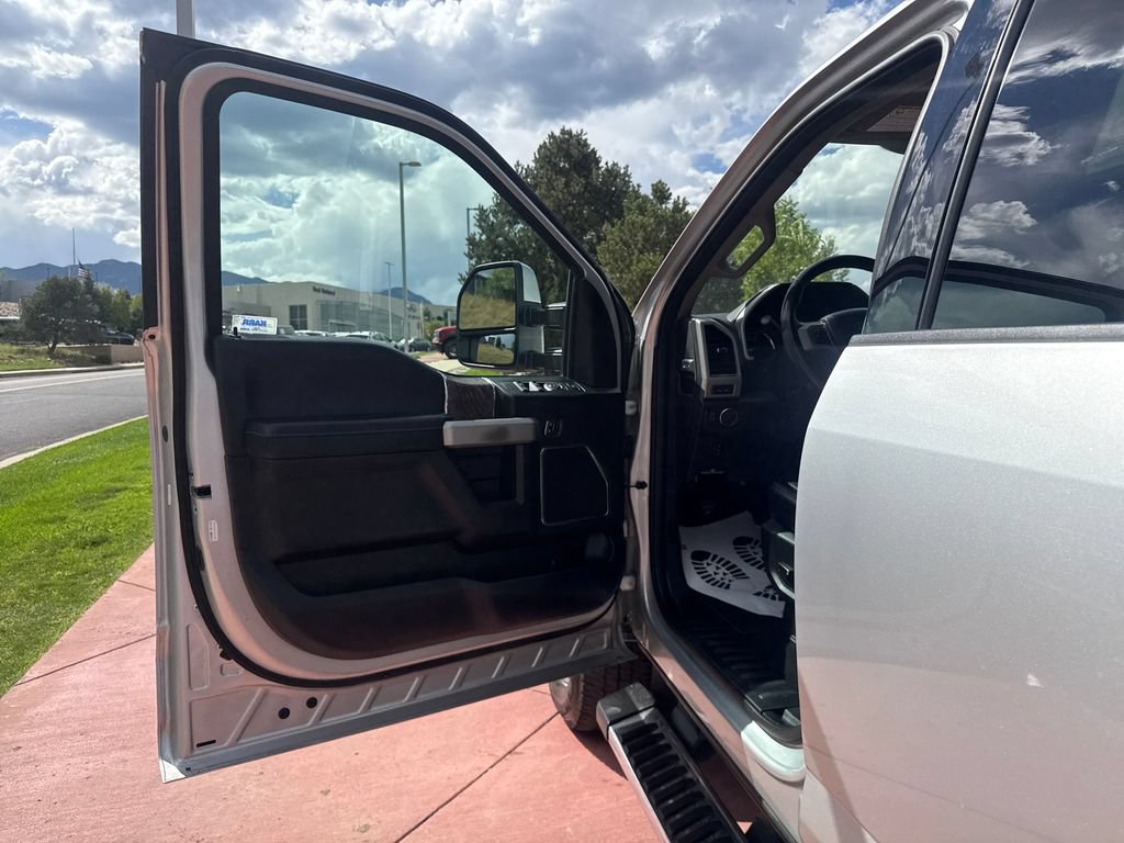 Certified 2019 Ford F250 Lariat w/ Tow Technology Bundle AWD/4WD image 11