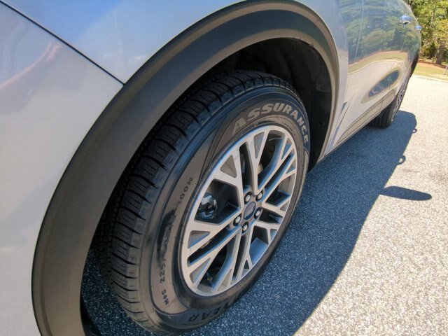 Certified 2022 Ford Escape SEL w/ Technology Package FWD image 12