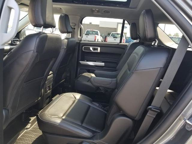 Certified 2023 Ford Explorer XLT w/ Equipment Group 202A AWD/4WD image 17