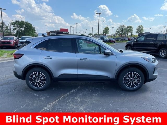 Certified 2024 Ford Escape Base w/ PHEV Premium Package image 2