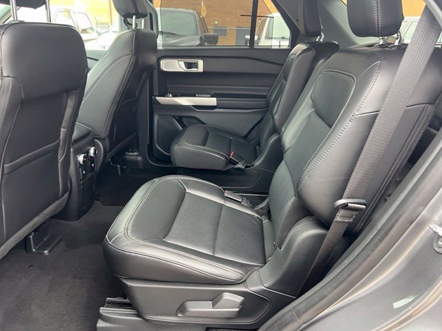 Certified 2024 Ford Explorer Limited w/ Limited Technology Package AWD/4WD image 23