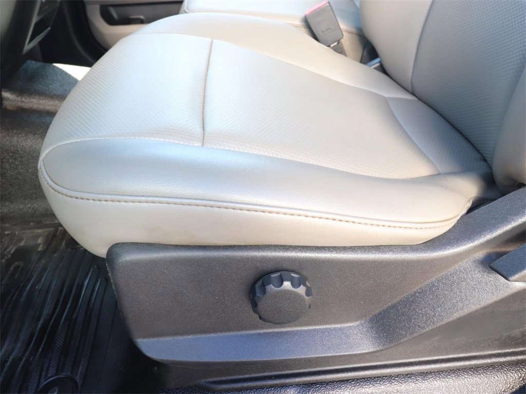 Certified 2022 Ford F450 XL w/ Power Equipment Group image 14