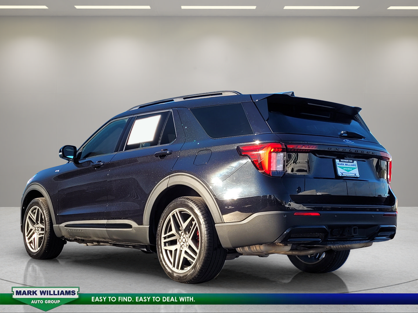 Certified 2025 Ford Explorer ST-Line w/ ST-Line Street Pack AWD/4WD image 6