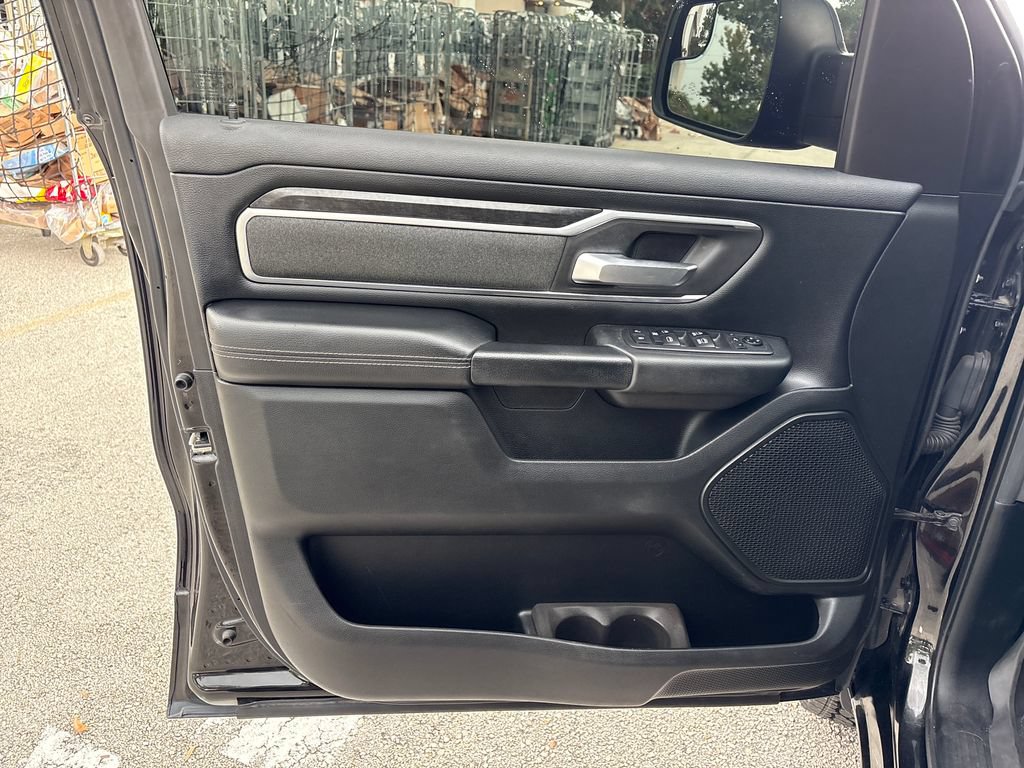 Used 2019 RAM 1500 Big Horn AWD/4WD image 17