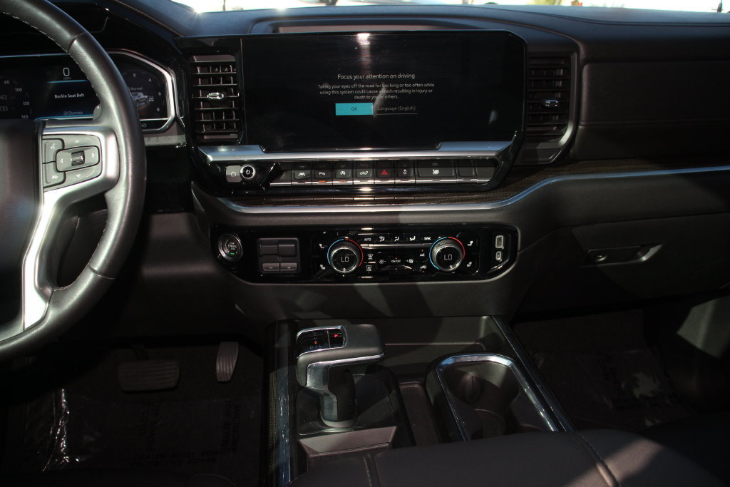 Used 2023 Chevrolet Silverado 1500 RST w/ Convenience Package II AWD/4WD image 18