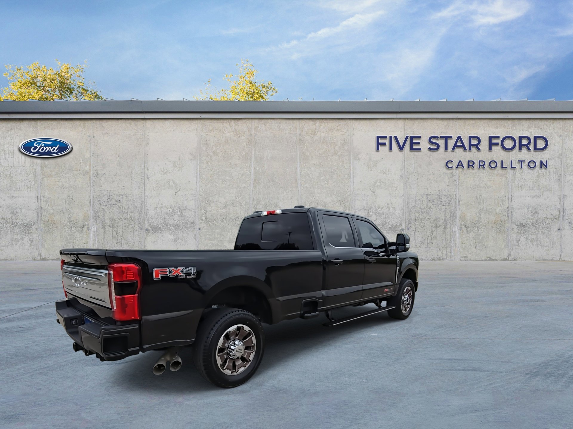 Certified 2024 Ford F350 King Ranch w/ FX4 Off-Road Package AWD/4WD image 8