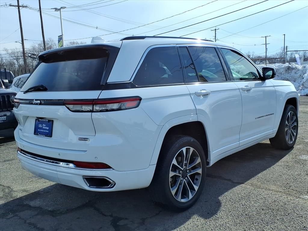 Used 2022 Jeep Grand Cherokee Overland w/ Luxury Tech Group IV image 6