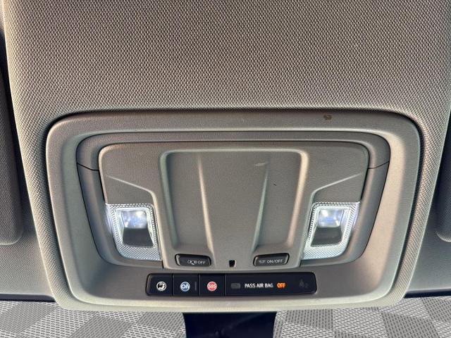 Used 2019 Chevrolet Silverado 1500 Custom w/ Custom Value Package image 21